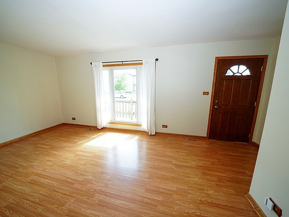 4th image of 16266 Haven Ave