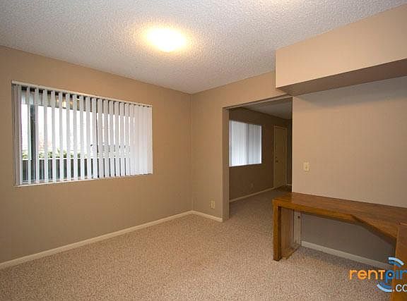 5th image of 2120 Washington St #2X1