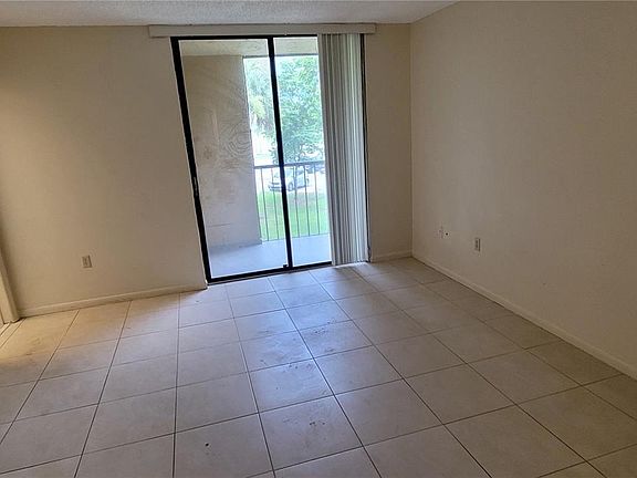 5th image of 8005 SW 107th Ave APT 222