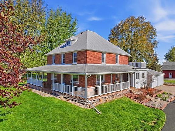 3rd image of 8492 TROUT DRIVE