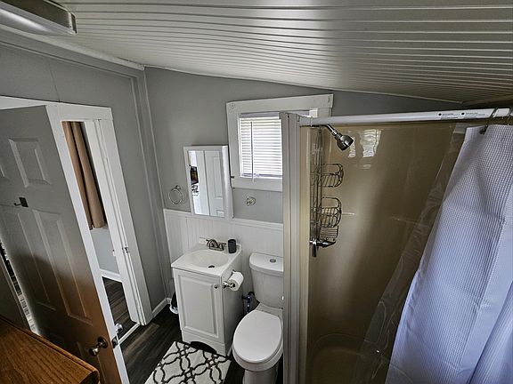2nd image of 2317 Broad St APT 4