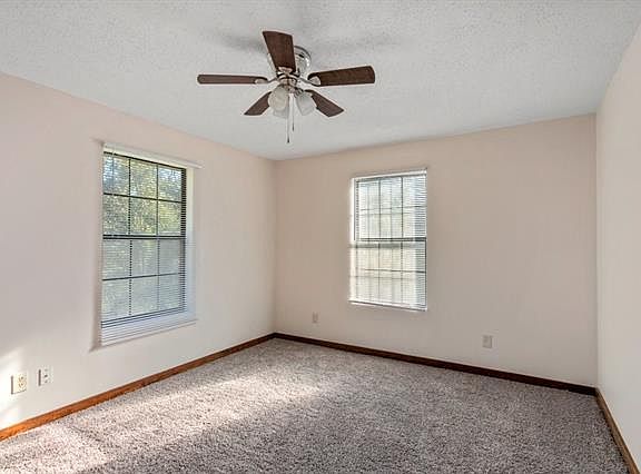 4th image of 6441 Aaron Dr