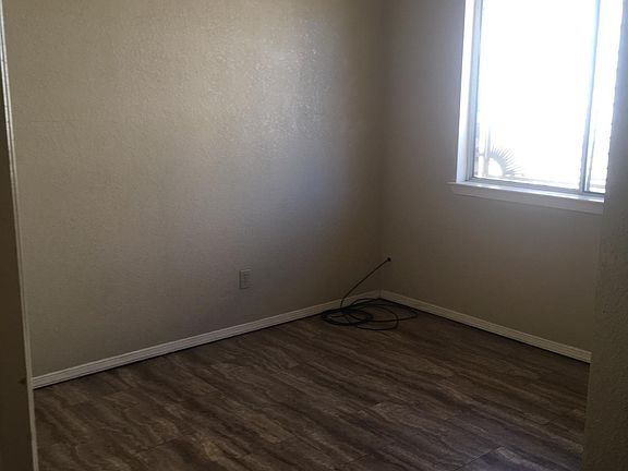 2nd image of 5718 Aladdin Ave #Ab