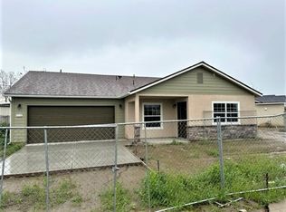1113 N Court St, Visalia, CA