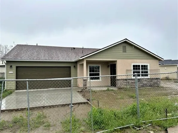 1113 N Court Street, Visalia, CA 93291