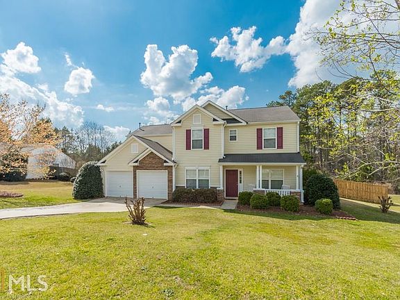 2nd image of 907 Creekmore Ln