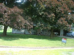 69832 Pamela Dr, Sturgis, MI 49091