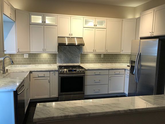 4th image of 3725 S Union Ave #1