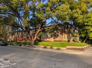 1900 Huntington Dr, South Pasadena, CA 91030