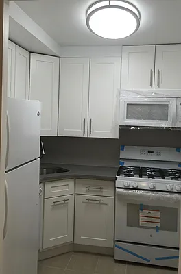 Rented by Anita Loewy, Inc | media 23