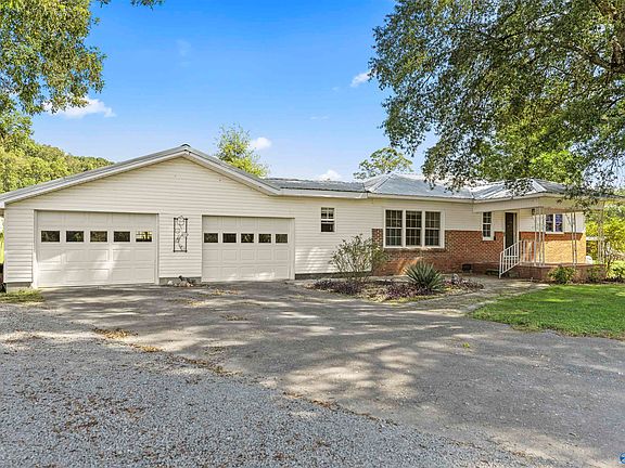 2nd image of 218 County Road 1194