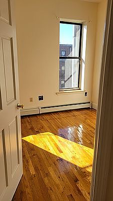 5th image of 336 Lafayette Ave APT 3