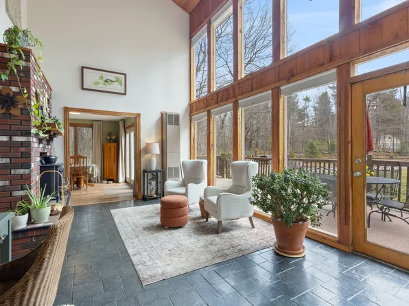 97 Tenny Hill Road, Raymond, ME 04071