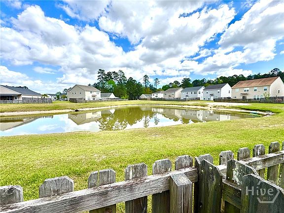 4th image of 16 Millwood Lake Drive