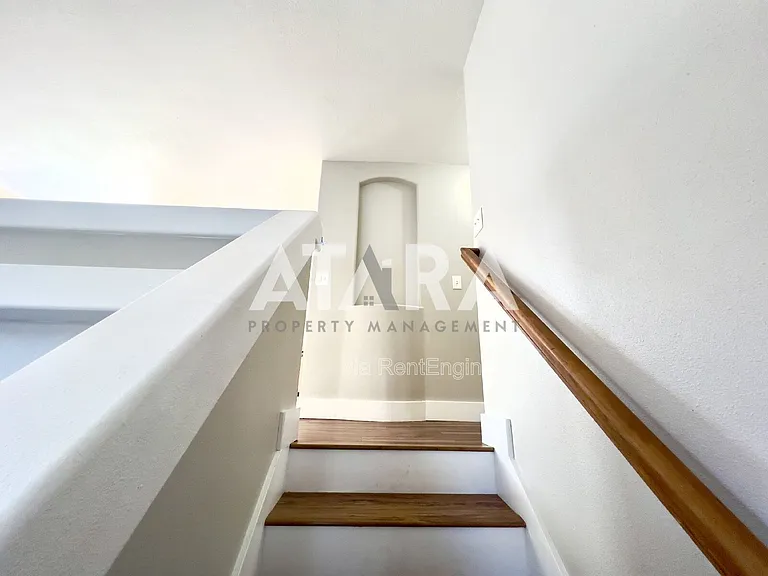 10912 S Poplar Brook Pl — Photo 37