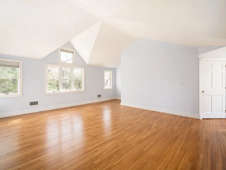 6 Old Orchard Ln — Photo 10