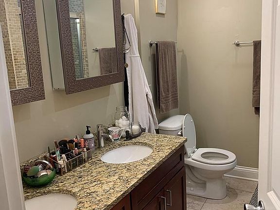 5th image of 3216 W Fullerton Ave APT 1
