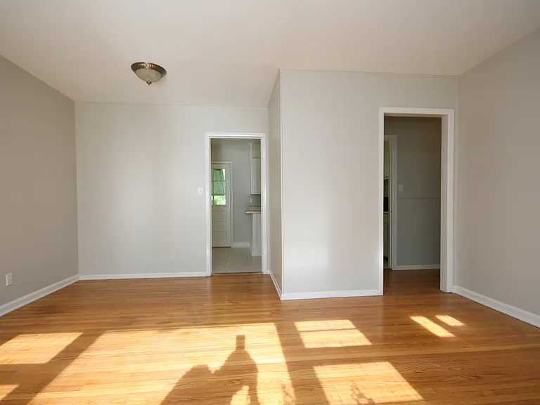 407 Warner St NW — Photo 16