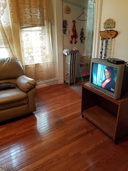 2nd image of 414 Woodside Ave #1