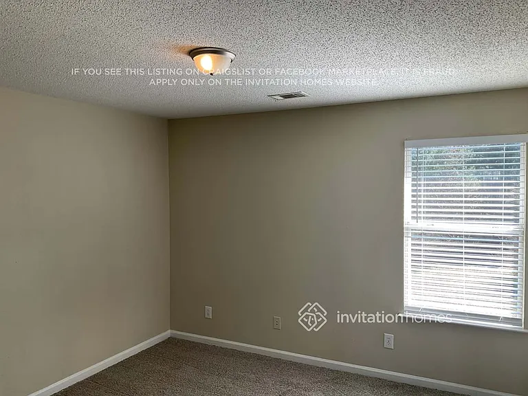 2104 Palatine Pl — Photo 8