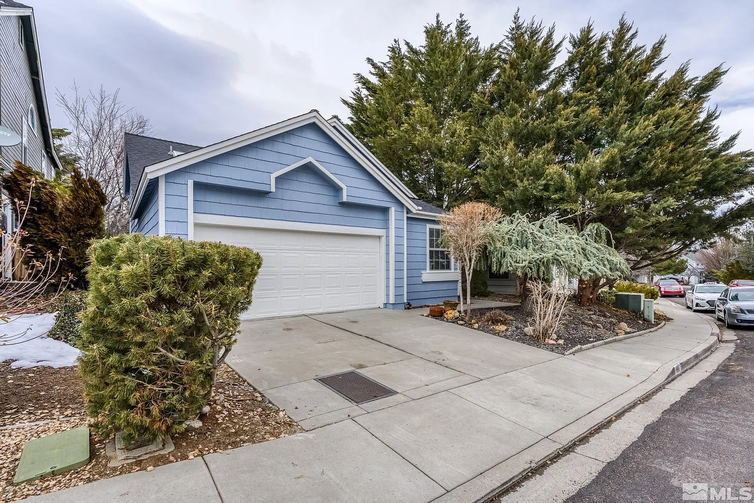 1901 Mountain Vista Way photo 1