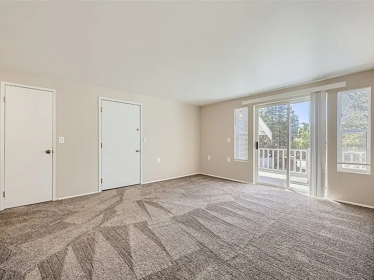 8400 166th Redmond — Photo 11
