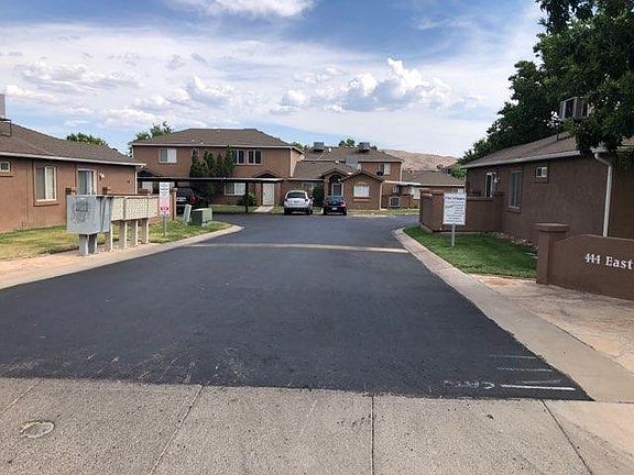 5th image of 444 Sunland Dr APT 67