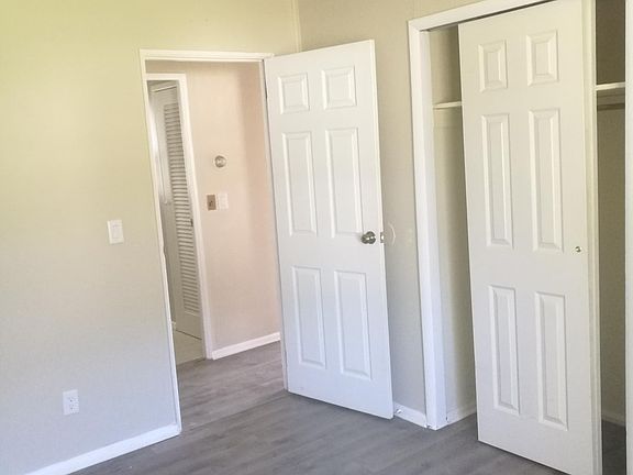 5th image of 4072 Belfast Ave