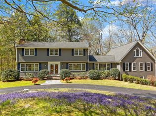 3205 Redding Rd, Fairfield, CT 06824