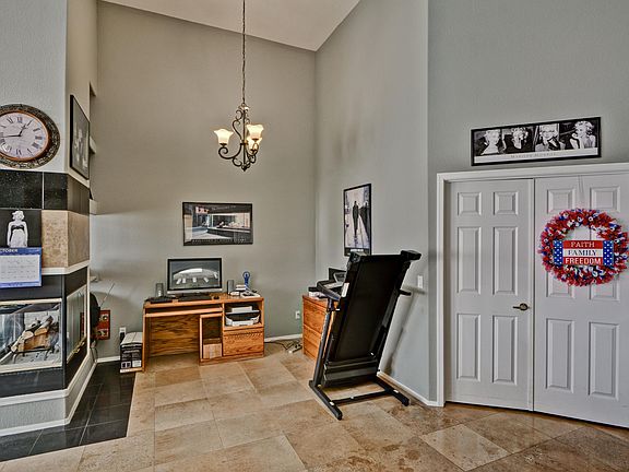 5th image of 9031 W Port Royale Ln
