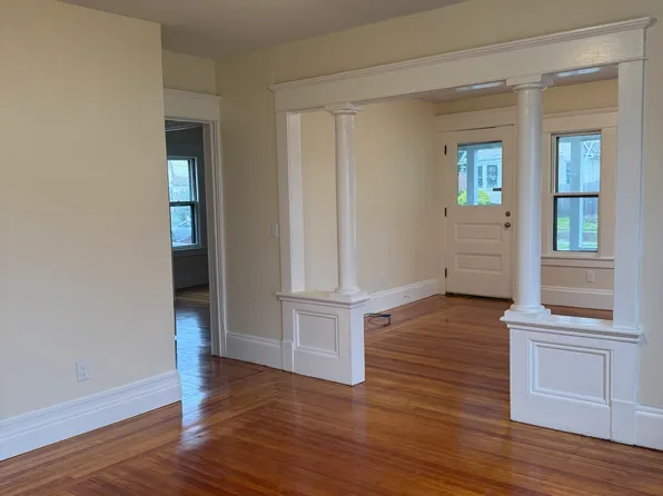 73 Prospect St #73, Ludlow, MA 01056