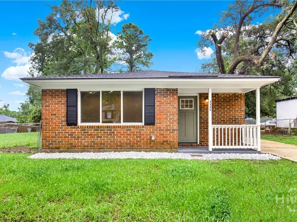 2205 Iowa St, Savannah, GA 31404