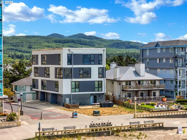 321 S Prom Unit A, Seaside, OR 97138