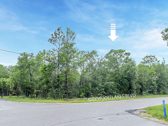 2nd image of 8 Oakwood Lakes Blvd