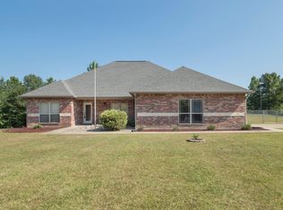 549 Rodeo Dr, Leesville, LA 71446