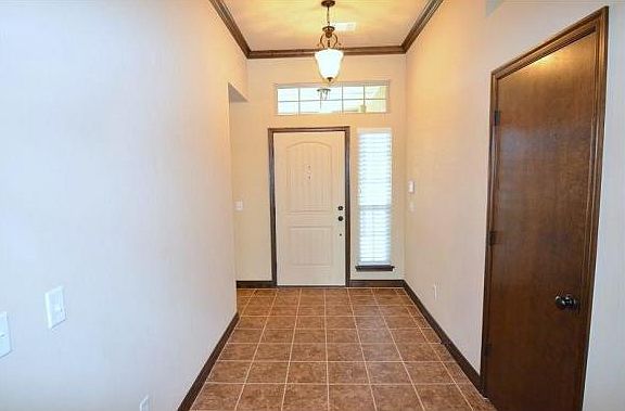 4th image of 4001 Havasu Dr