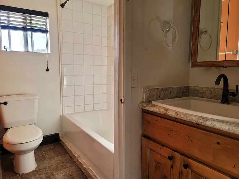 772 East Ave #2 — Photo 7