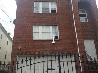 45 Holland St, Newark City, NJ