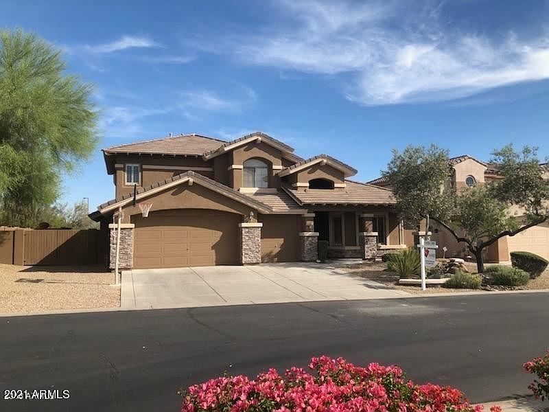 1st image of 5521 E Calle Del Sol