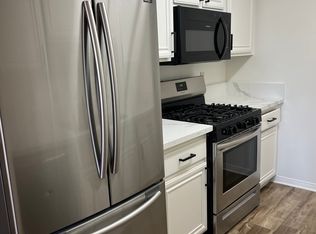 5712 Camellia Ave APT 107, North Hollywood, CA 91601