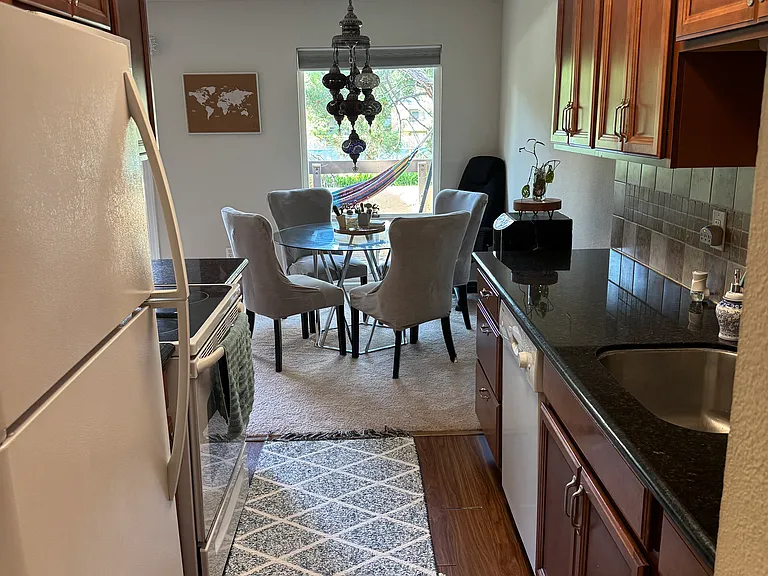 276 Tradewinds Dr #12 — Photo 2