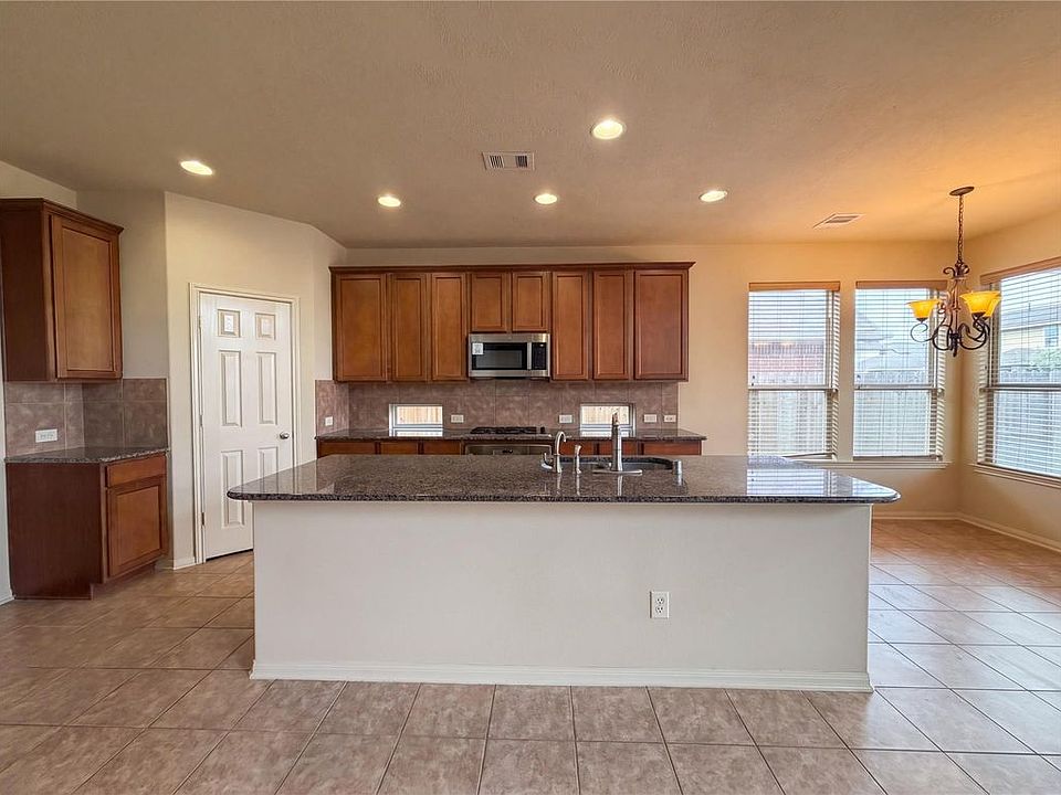1st image of 4711 Autumn Pine Ln