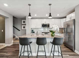 3020 Cedar St, Little Canada, MN 55117