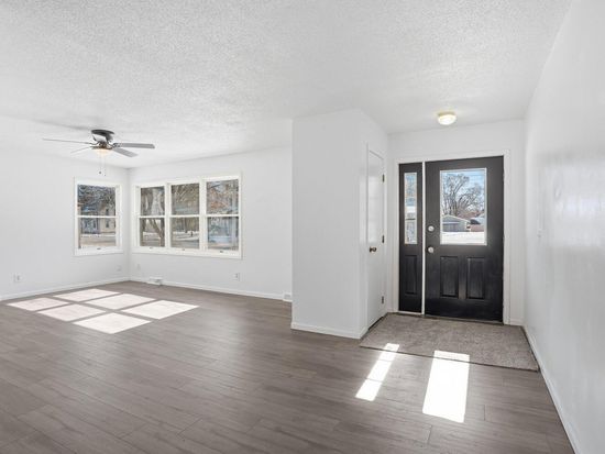 16 14th St NW, Faribault, MN 55021