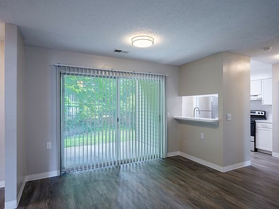 3rd image of 201 Forest Pine Rd #101