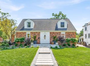 1201 Audubon Rd, Grosse Pointe Park, MI 48230