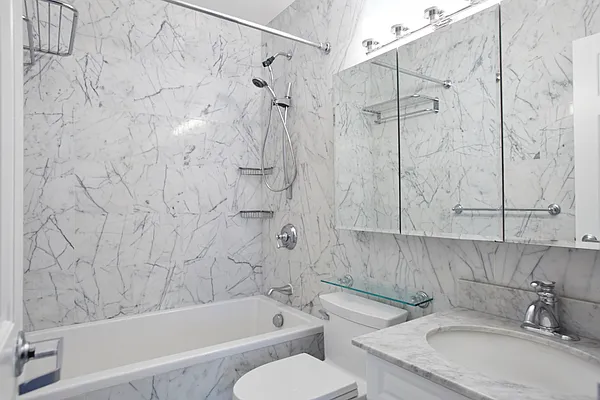 Rented by Compass | media 24