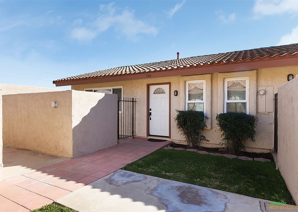 1st image of 1366 Bouquet Dr