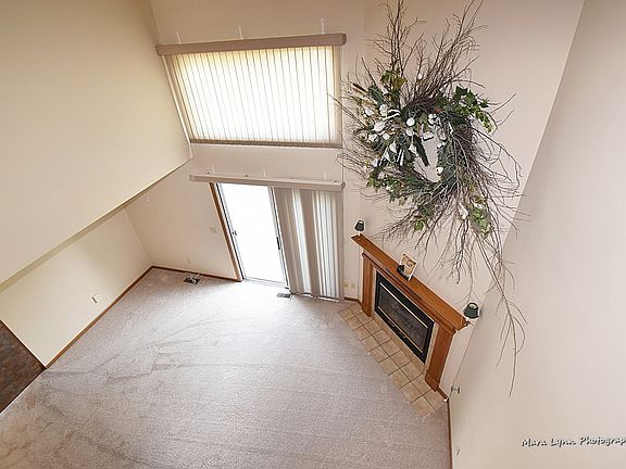 2nd image of 1720 Lexington Dr