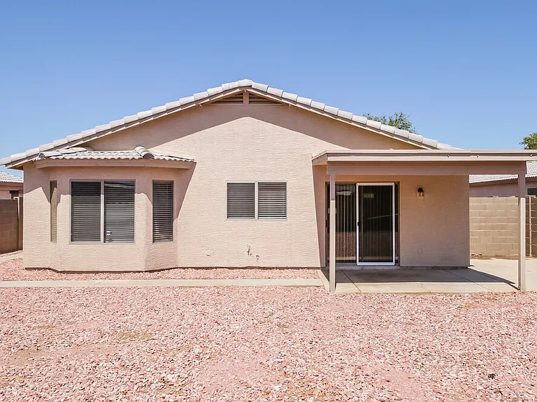 7537 W Georgia Ave — Photo 16